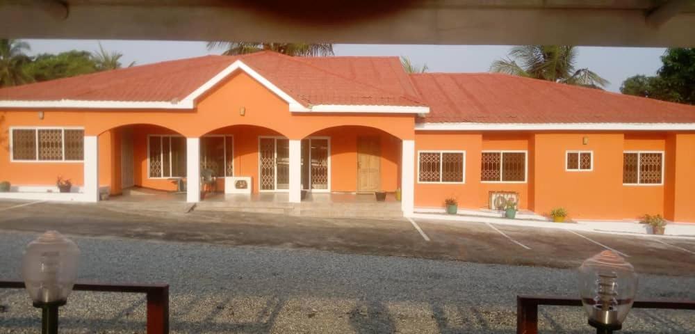Jamaica Inn Guest House Botianaw Esterno foto