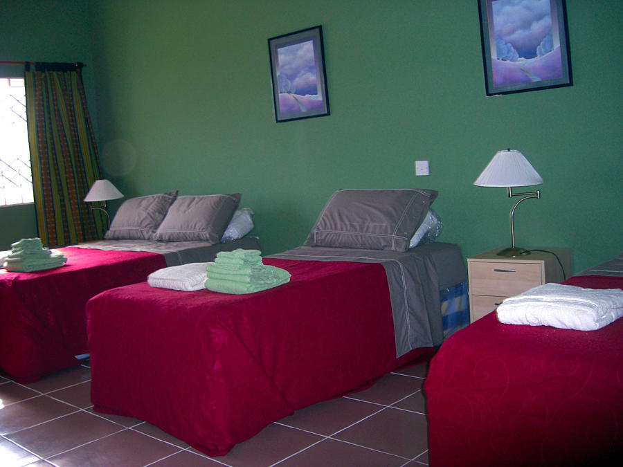 Jamaica Inn Guest House Botianaw Camera foto