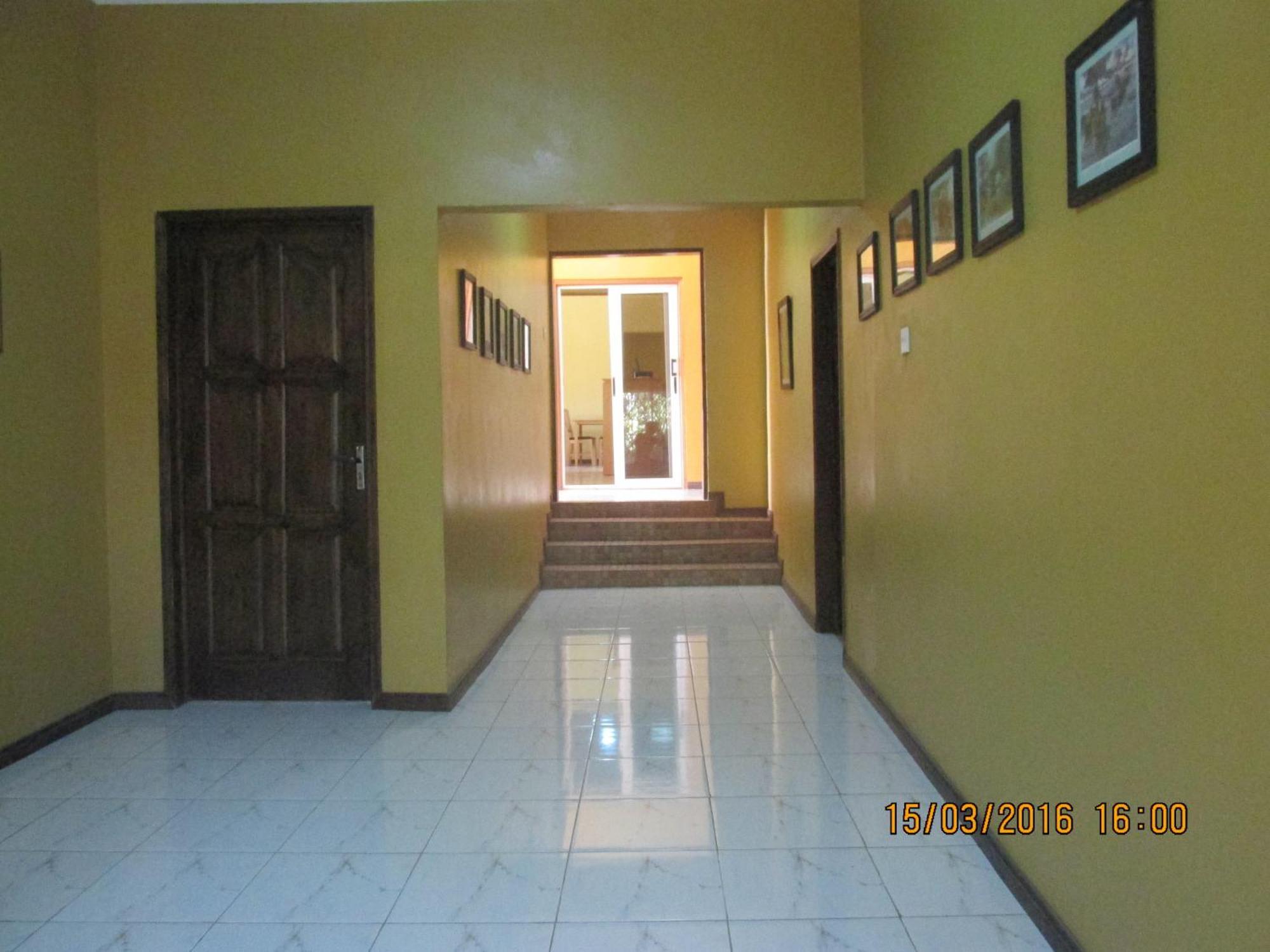 Jamaica Inn Guest House Botianaw Esterno foto