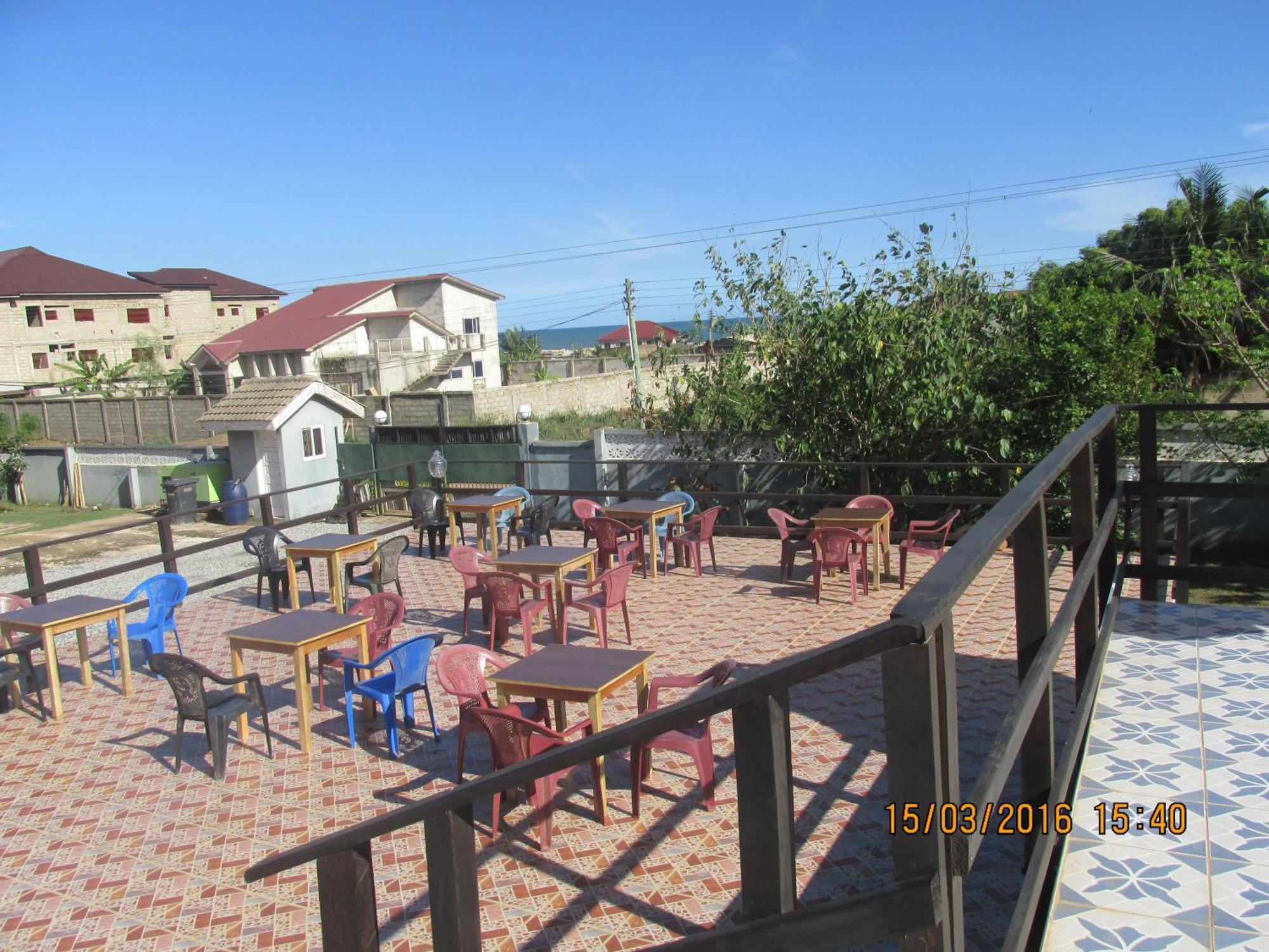 Jamaica Inn Guest House Botianaw Esterno foto