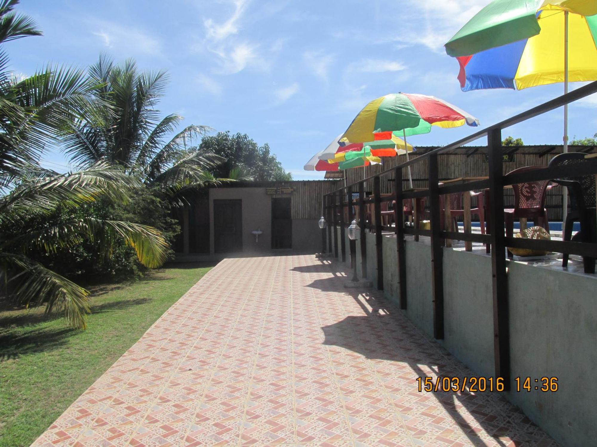 Jamaica Inn Guest House Botianaw Esterno foto